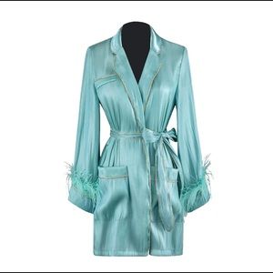 Satin feather Robe Inamore